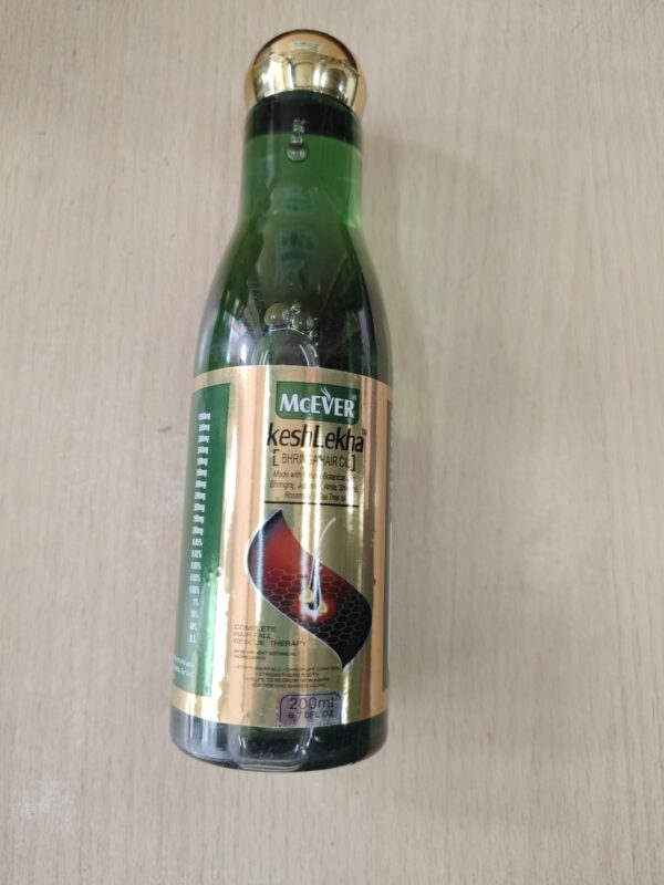 KeshLekha Bringa Hair Oil - Image 2